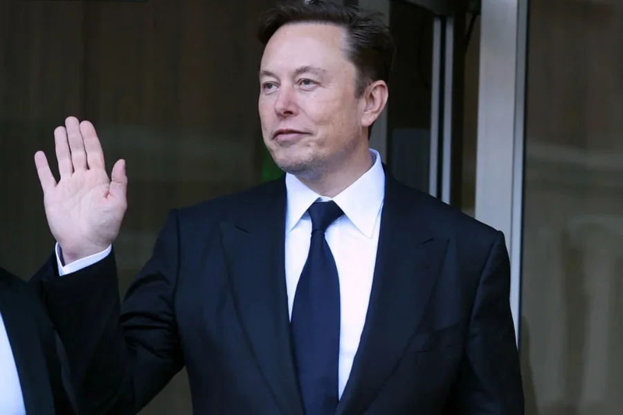 De Marte para a Lua: Musk anuncia mudança de foco da SpaceX no espaço